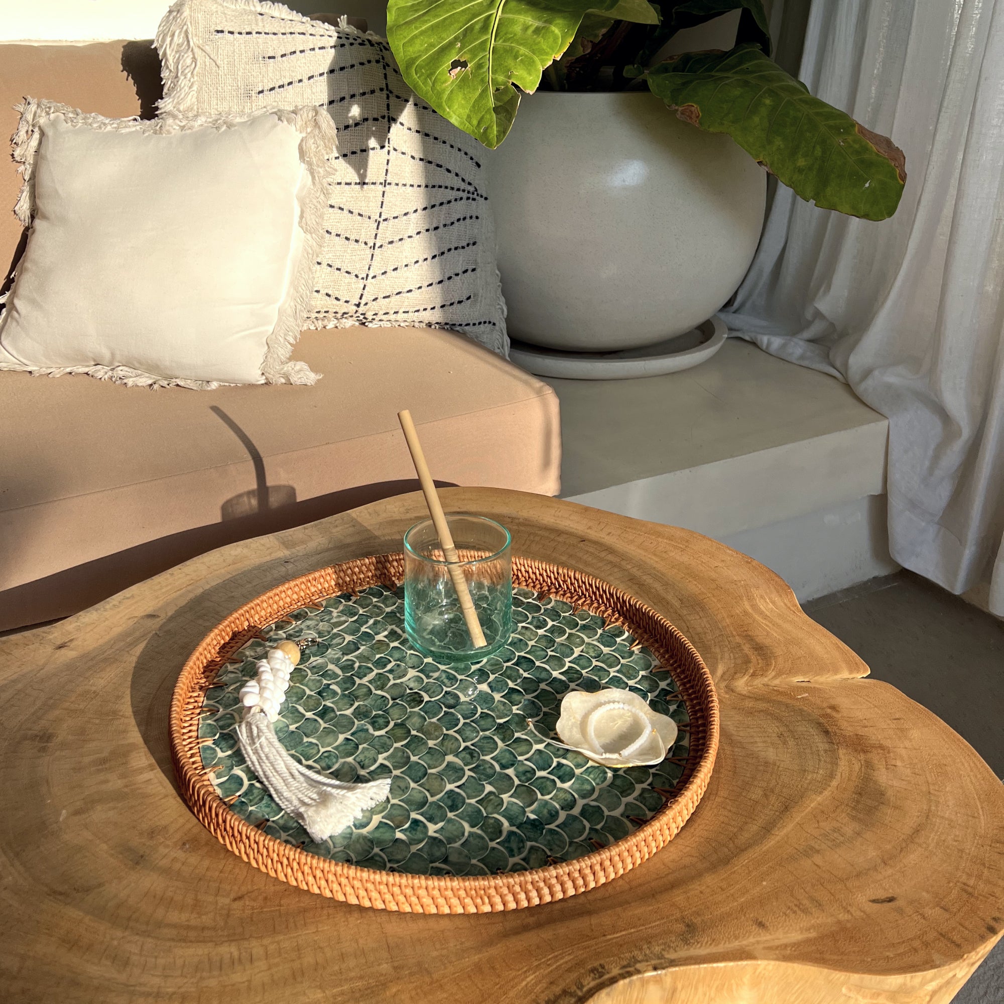 Sirena Table Set + Free Tray