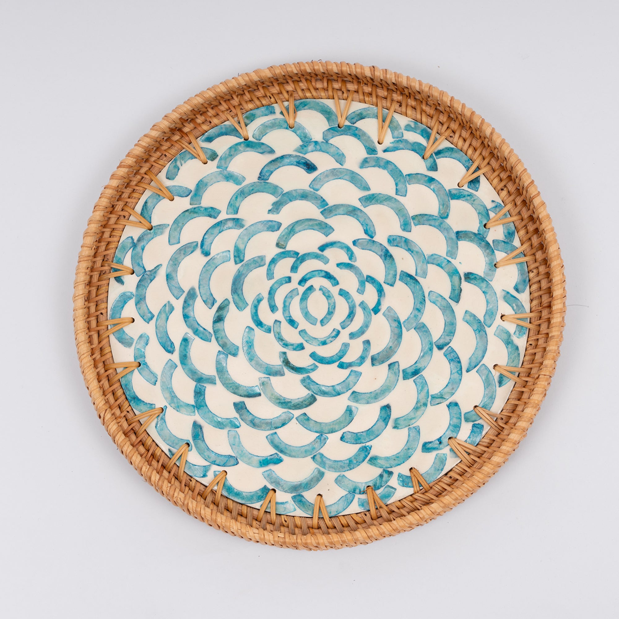 Bloom Medium Rattan Tray