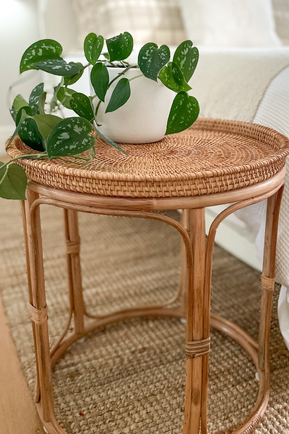 Calm Rattan Table