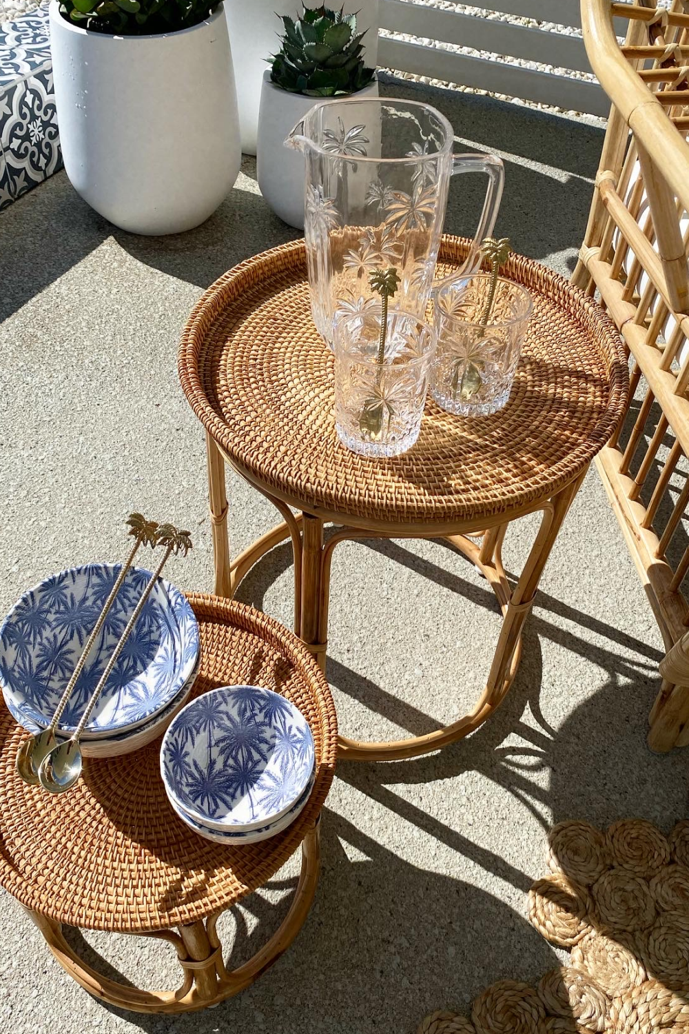 Calm Rattan Table Set