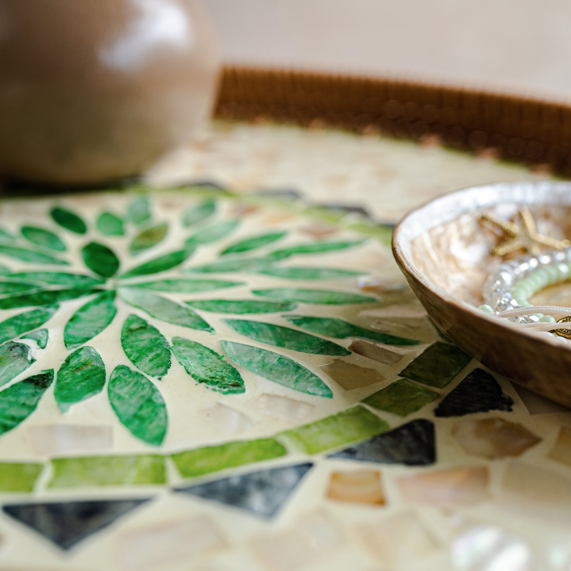 Oasis Table Set + Free Tray